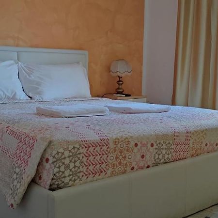 The Caponi Bros Bed and Breakfast Mestre Buitenkant foto