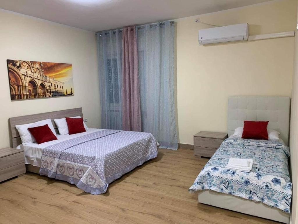 The Caponi Bros Bed and Breakfast Mestre Buitenkant foto