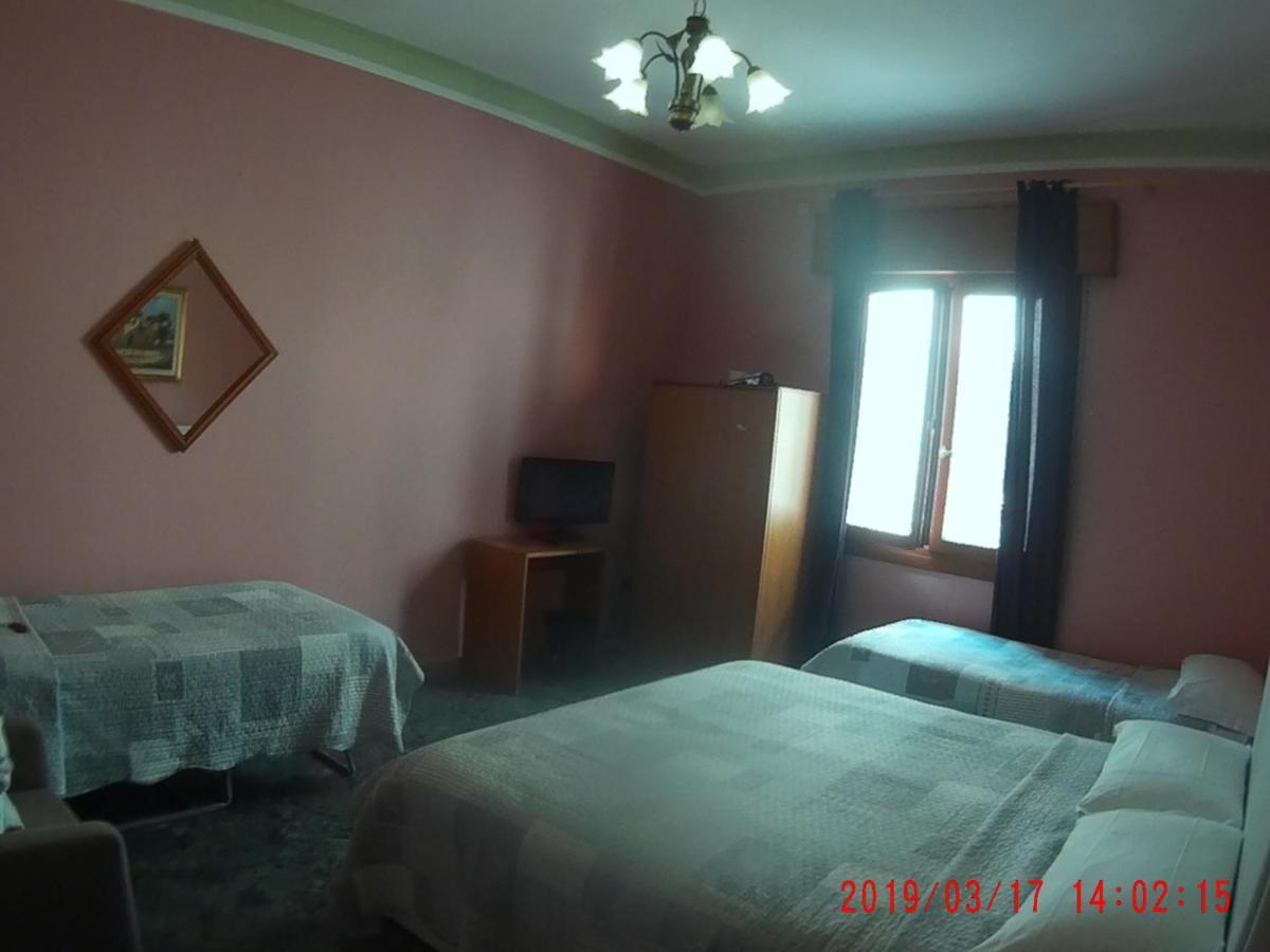 The Caponi Bros Bed and Breakfast Mestre Buitenkant foto