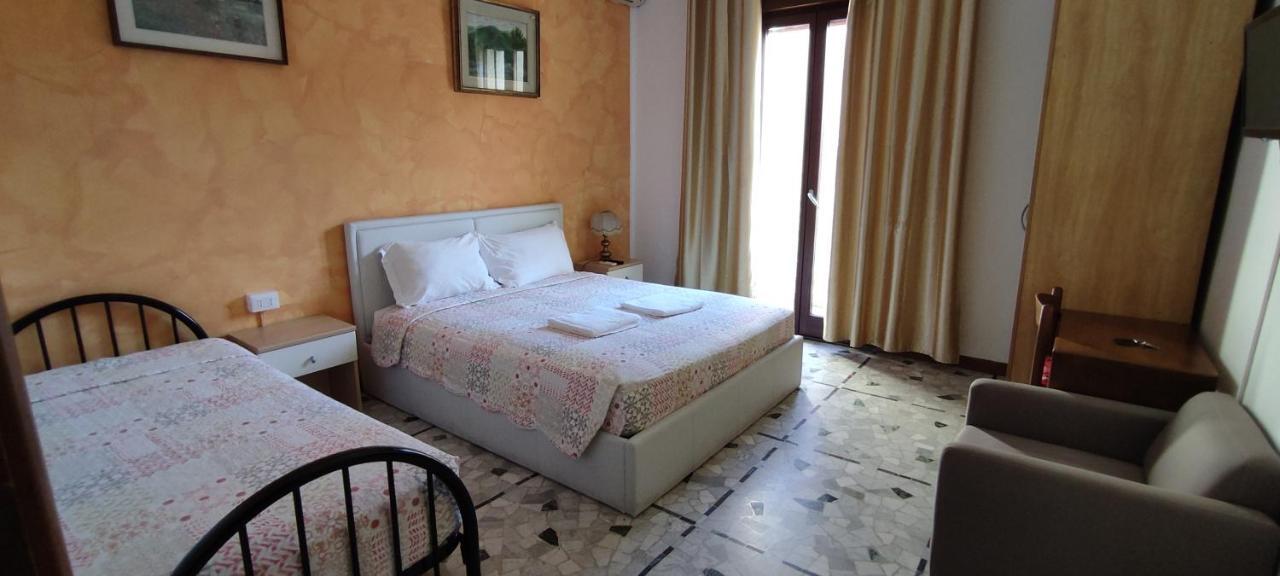 The Caponi Bros Bed and Breakfast Mestre Buitenkant foto