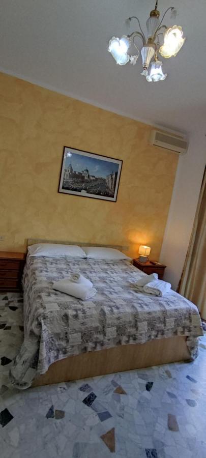 The Caponi Bros Bed and Breakfast Mestre Buitenkant foto