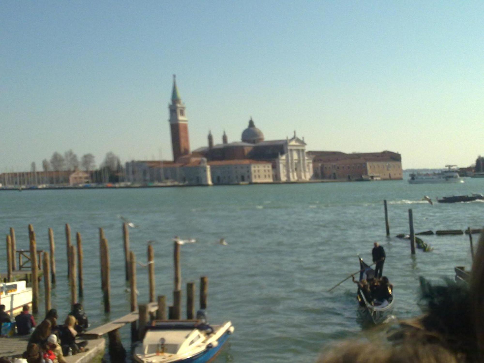 The Caponi Bros Bed and Breakfast Mestre Buitenkant foto