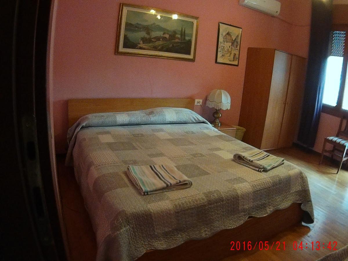 The Caponi Bros Bed and Breakfast Mestre Buitenkant foto